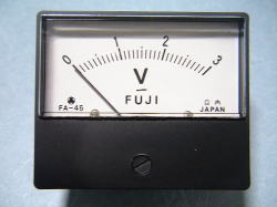 ＦＡ−４５　ＦＡ−４５Ｂ　パネルメ−タ−　富士計測器　電圧計　電流計